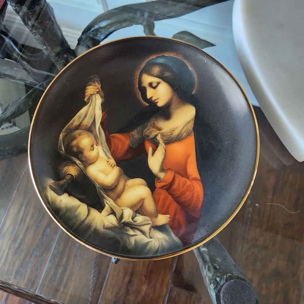 TBN Mary and Jesus 1998 limited Edition plate